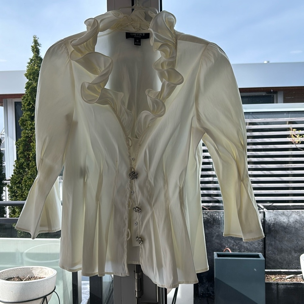 Chetta B Evening collection white dressy top with ruffles
